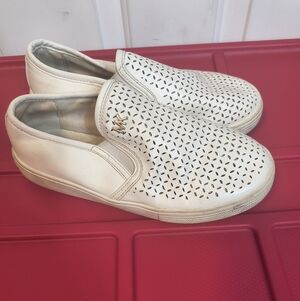 Michael Kors Girls White Slip-On Kids Loafers Size 1